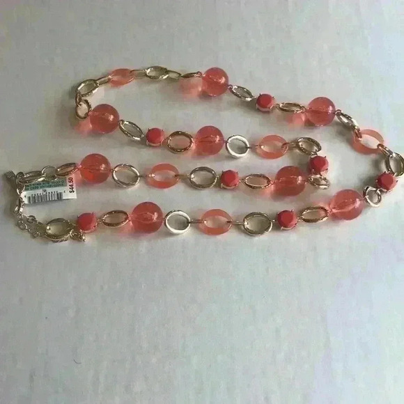 INC new Gold Tone Stone beaded Necklace - Picture 3 of 8